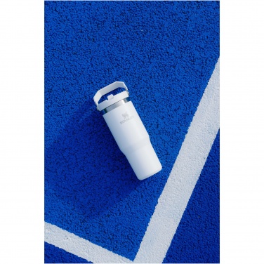 Logotrade werbemittel das Foto: Stanley 890 ml IceFlow™ Flip Straw Thermobecher