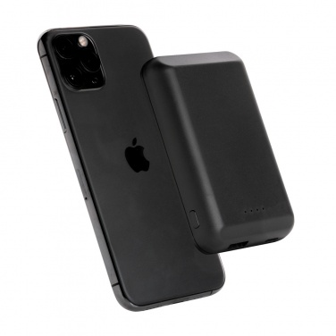 Logotrade Firmengeschenke das Foto: Magnetische 5.000 mAh Wireless Powerbank