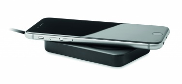 Logotrade werbemittel das Foto: Powerbank mit Ladestation 15W, 5000 mAh