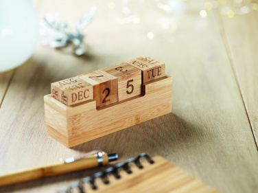 Logotrade werbemittel das Foto: Kalender Bambus