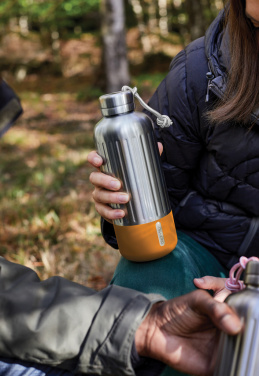 Logotrade werbemittel das Foto: Black+Blum Explorer isolierte Wasserflasche groß, 850ml