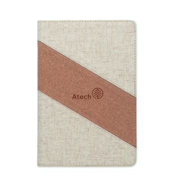 Logotrade Firmengeschenke das Foto: A5-Notizbuch mit 15W-Ladegerät