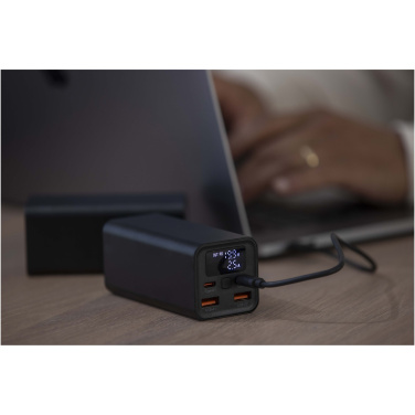 Logotrade werbemittel das Foto: Acamar 70 W 20.000 mAh Laptop Powerbank aus recyceltem Aluminium