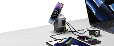 Logotrade Werbeartikel das Foto: Urban Vitamin Sacramento 105W GaN Charger mit einz. Kabeln