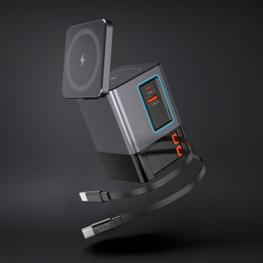 Logotrade Geschäftsgeschenke das Foto: Urban Vitamin Sacramento 105W GaN Charger mit einz. Kabeln