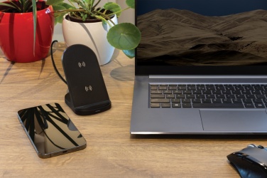 Logotrade corporate gifts photo of: RCS recycled plastic double coil wireless stand 15W