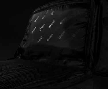 Logotrade promotional merchandise image of: Swiss Peak RFID duffle with suitcase opening