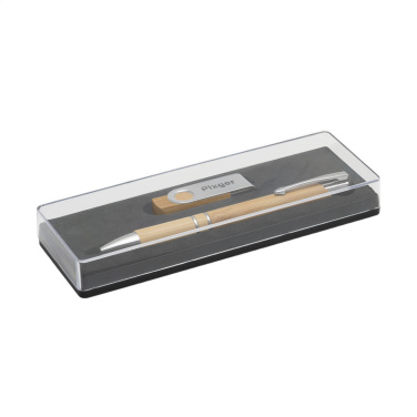 Logotrade business gifts photo of: Bamboo Connect Giftset 8 GB