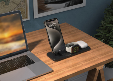 Logotrade business gift image of: Urban Vitamin Torrance 3 in 1 magnetic 15W charger