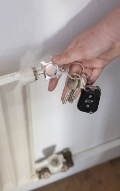 Logotrade reklaamtooted pilt: RCS taaskasutatud tsingisulamist 3-ühes võtmehoidja