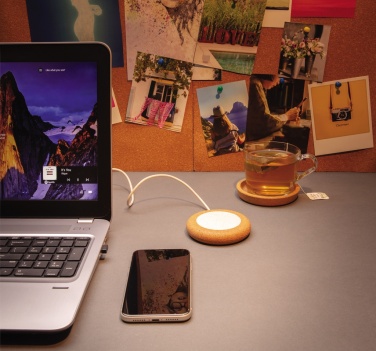 Logotrade firmakingitused pilt: Korgi ja nisu 5W juhtmevaba laadija