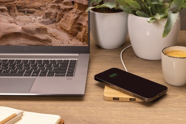 Logotrade reklaamkingitused pilt: Bambusest 10 W juhtmevaba laadija USB-ga