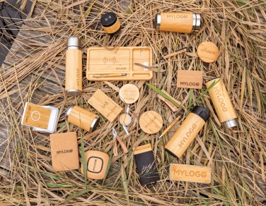 Logo trade reklaamkingid foto: Bambusest juhtmevaba laadija kõlar