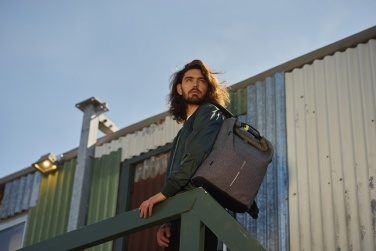 Logotrade ärikingituse foto: Urban vargusvastane lõikekindel seljakott