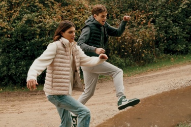 Logotrade reklaamtoote foto: Iqoniq Meru meeste taaskasutatud polüestrist vest