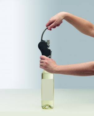 Logo trade reklaamkingi pilt: Automaathoovaga korgitser