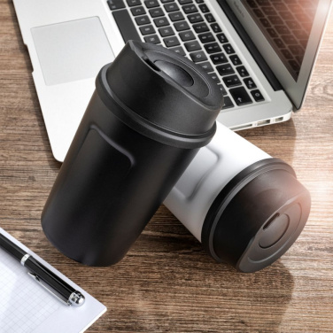 Logotrade ärikingituse foto: Termokruus LIARD Schwarzwolf