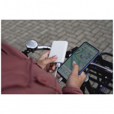 Logo trade liikelahja kuva: Xtorm XG205 Go2 12 W:n ja 5 000 mAh:n pikalatausvirtalähde 