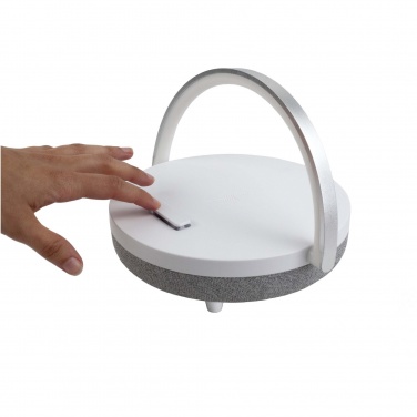 Logotrade liikelahja mainoslahja kuva: Prixton 10 W:n 4-in-1-Bluetooth®-kaiutin LED-valolla ja langattomalla latausalustalla