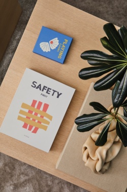 Logotrade mainoslahja tuotekuva: VINGA Pelikortit, sohvapöytäversio