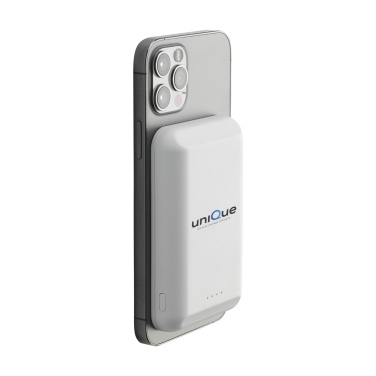 Logotrade liikelahjat mainoslahjat tuotekuva: Force Magnetic RCS kierrätetty langaton Powerbank 5000