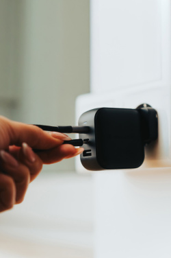 Logo trade liikelahja mainoslahja tuotekuva: Urban Vitamin Santa Cruz RCS 70W GAN laturi