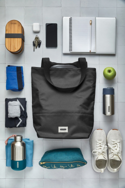 Logo trade mainoslahja ja liikelahja tuotekuva: Black+Blum 16 L eristetty kauppa-/retkilaukku