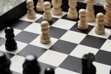 Логотрейд бизнес-подарки картинка: VINGA Шахматы журнальный столик