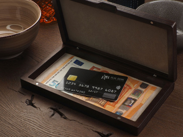 Логотрейд pекламные cувениры картинка: Деревянный ящик для купюр 1816121