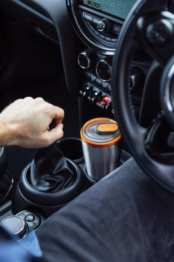 Лого трейд pекламные cувениры фото: Черный+Blum термостакан для путешествий 600 мл