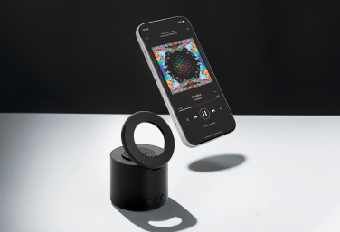 Logotrade profilprodukter bild: Magpulse RCS återvunnen plast 3W högtalare med magnetisk hål